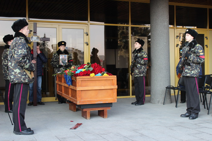 Лучани попрощалися з загиблим військовослужбовцем Сергієм Курукою