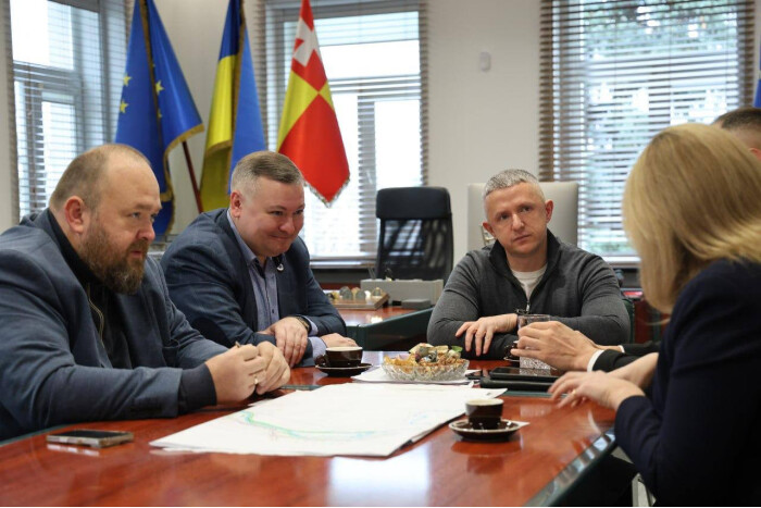 У Луцьку обговорили розвиток освіти та безпечні умови навчання