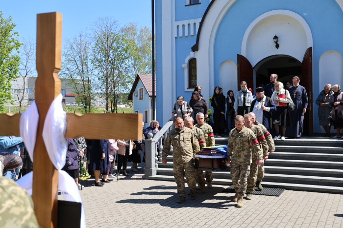 Загинув на Великдень. У Луцьку відспівали Героя Олександра Куща