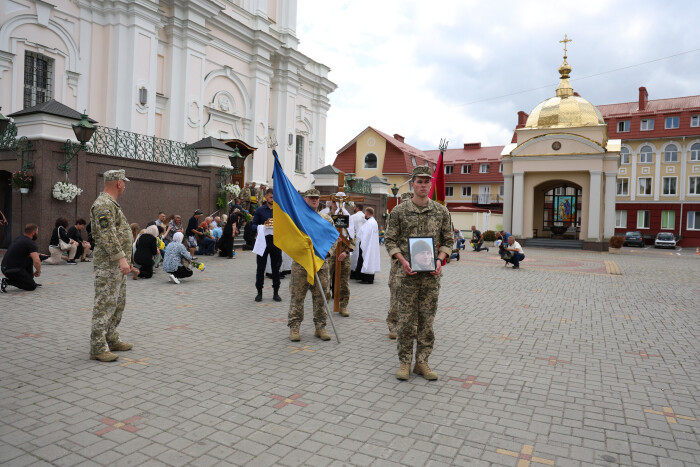 Вічна честь та шана загиблому воїну Олегу Кравцю!