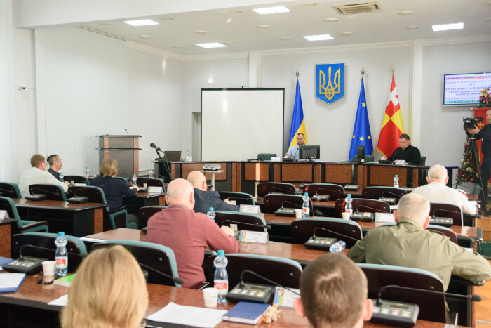 Міська рада спільно з експертами працює над концепцією смітттєпереробного заводу