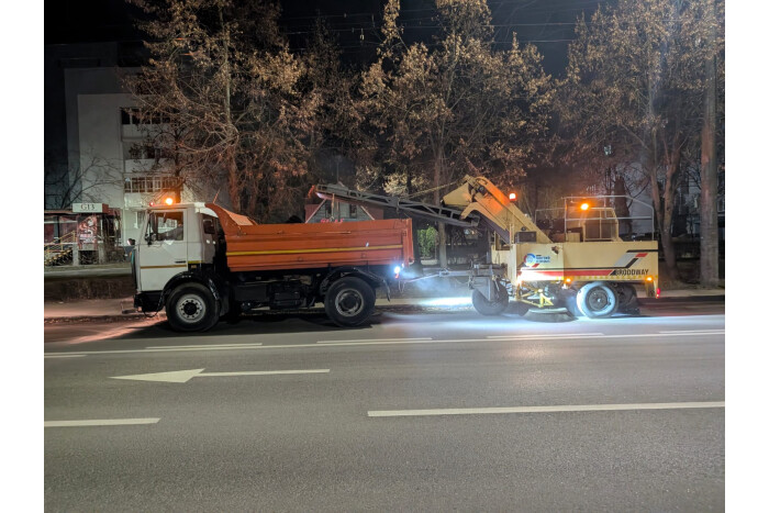 У Луцьку розпочалося весняне прибирання вулиць