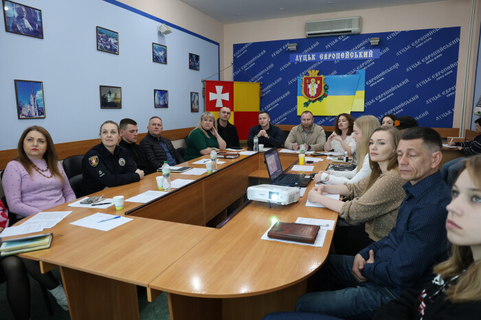 Виявлено і зафарбовано 1666 написів наркотичної реклами: підсумки роботи координаційної ради з протидії поширенню наркоманії у громаді у 2025 році   