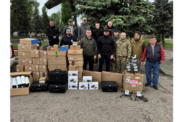 Луцький міський голова Ігор Поліщук та депутати відвезли чергову допомогу на Схід України