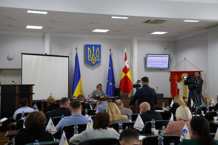 Депутати внесли зміни у бюджет громади