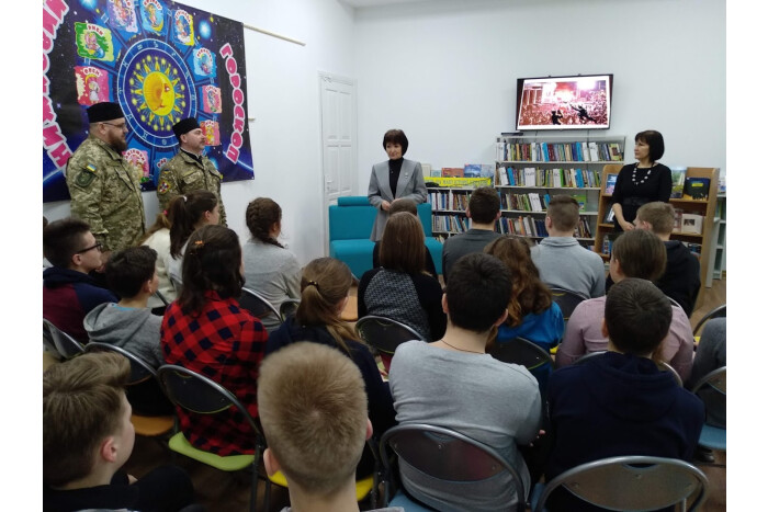 У центральній бібліотеці для дітей відбувся захід із вшанування пам'яті Героїв Небесної Сотні