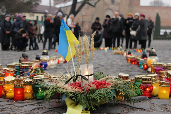 Громадськість міста вшанувала пам'ять жертв голодоморів в Україні
