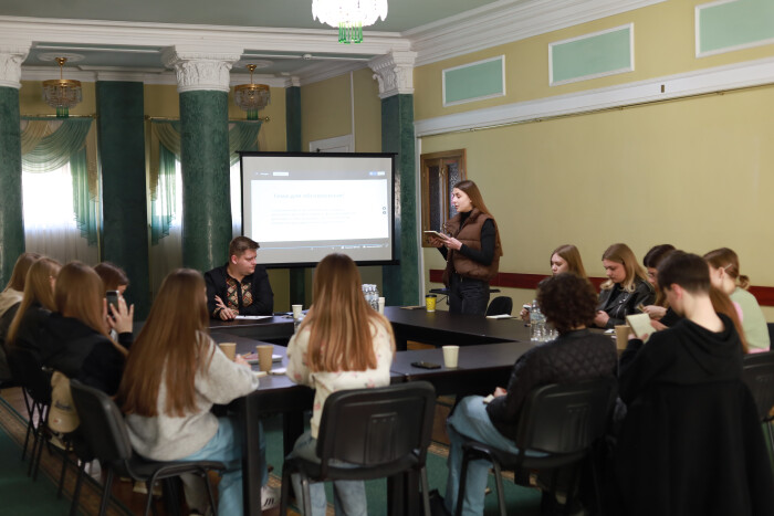 У Палаці культури міста  молодь Луцька дискутувала  про багатокультурне суспільство