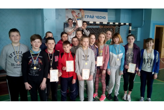 Відкрита першість Луцька серед школярів зі спортивного туризму в закритих приміщеннях визначила своїх переможців