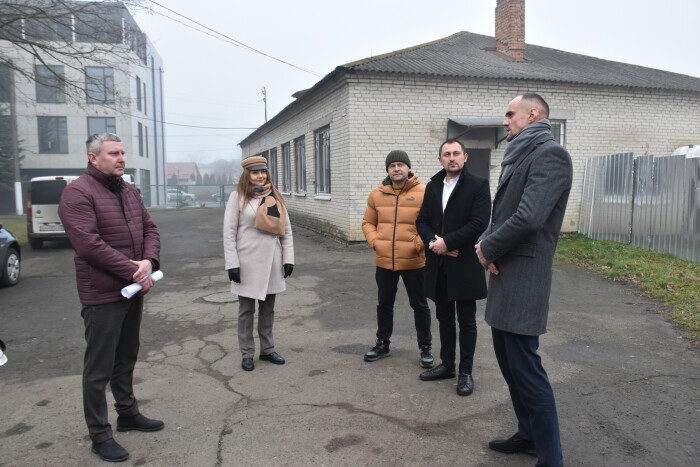 Депутати міської ради ознайомилися із ходом будівництва ЗОШ № 13