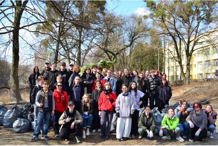 Толока з прибирання р.Сапалаївка в м.Луцьку
