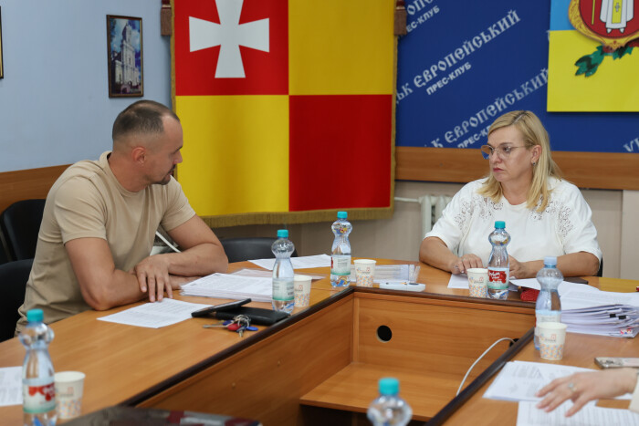 Засідання постійної комісії міської ради з питань соціального захисту, охорони здоров&rsquo;я, материнства та дитинства, освіти, науки, культури, мови