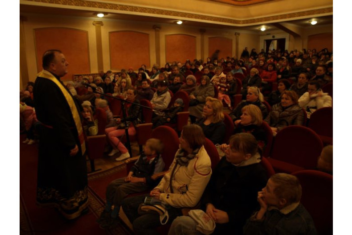 Продуктові набори вручили сім'ям, які найбільше потребують допомоги
