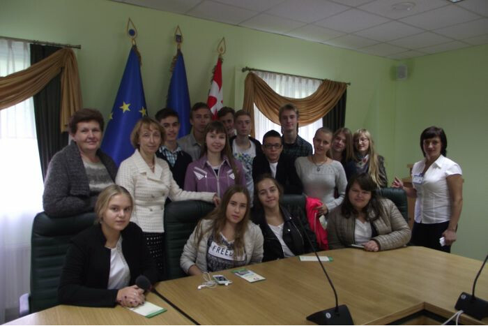 У Центрі надання адміністративних послуг відбулися екскурсії для учнівської молоді