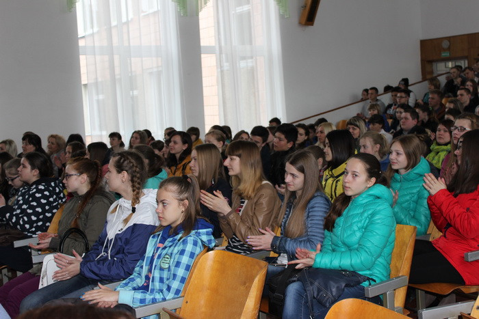 Сьогодні відбулась урочиста зустріч делегації дітей з Волновахи