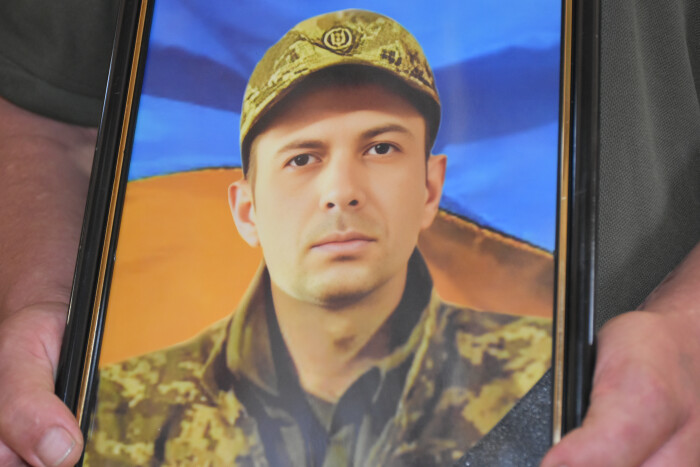 У Луцьку попрощалися з полеглим воїном Павлом Ткачуком
