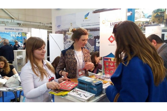 Розширення обріїв та розвиток українського туризму: Луцьк знову розповідає про себе на Міжнародній виставці “Україна — подорожі та туризм — UITT2016”