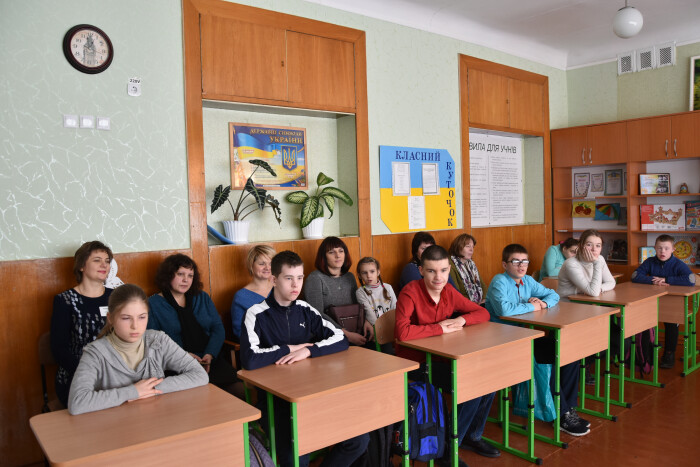 Представники міської  влади привітали із Новим Роком та Різдвом “веселкових” діток 