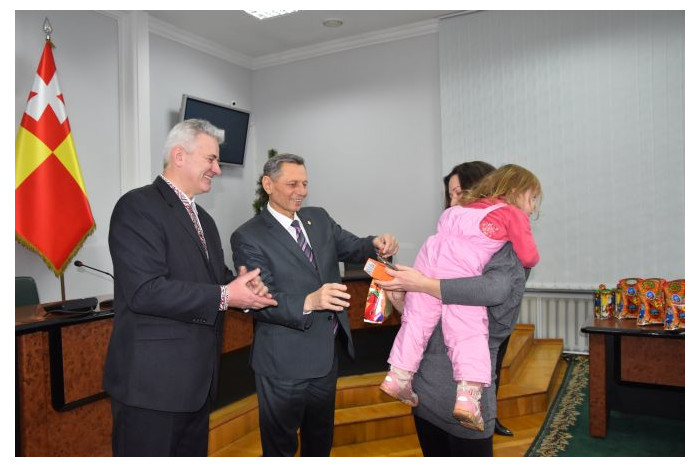 Відбулася благодійна акція для дітей, чиї батьки загинули у зоні АТО