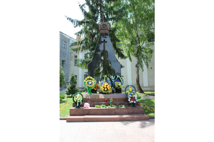 Сьогодні у Луцьку вшанували День пам’яті жертв політичних репресій