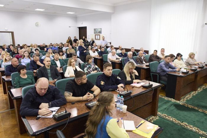 Протягом травня до відділу комунікацій &laquo;15-80&raquo; надійшло 1882 звернень громадян