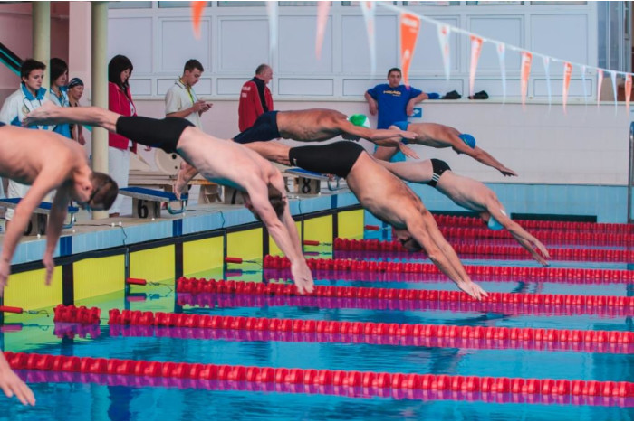 Луцькі спортсмени взяли участь у чемпіонаті України серед юніорів з плавання