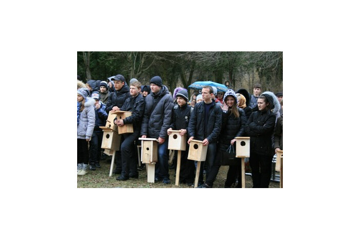 Сьогодні школярі нашого міста зустрічали птахів