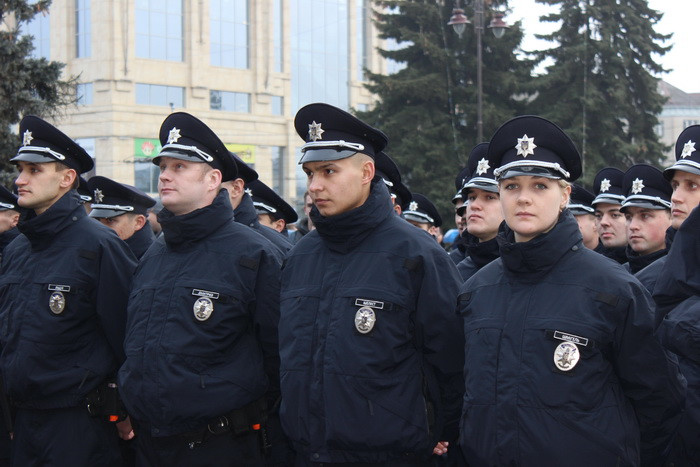 Сьогодні ввечері вулиці міста патрулюватиме нова поліція