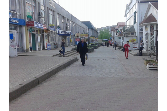 Муніципали активно борються зі стихійною торгівлею у місті
