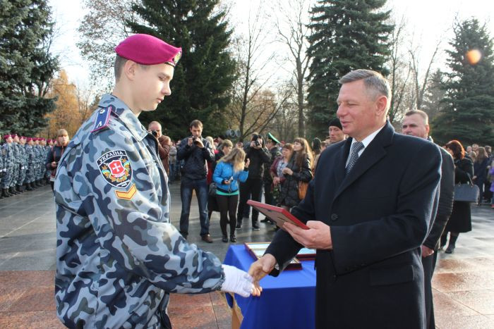 Міський голова Микола Романюк привітав луцьких ліцеїстів зі складанням присяги на вірність служінню українському народу