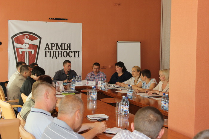 Обговорили питання працевлаштування та соціальної адаптації демобілізованих бійців АТО