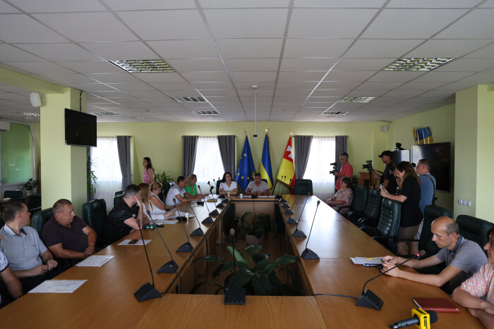 У Луцьку відбувся круглий стіл щодо підвищення вартості проїзду в міських автобусах