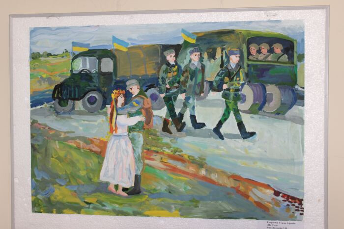 В арт-галереї “Луцьк” відкрили виставку “Ось де, люди, наша слава, слава України!”