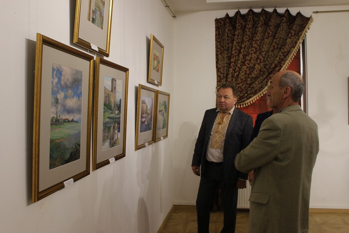Секретар міської ради Григорій Пустовіт взяв участь у відкритті виставки робіт Гаврила Остапенка