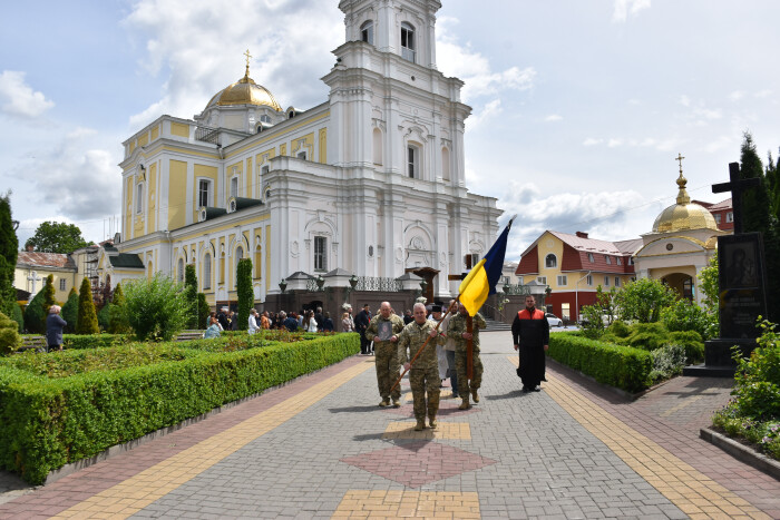 Луцьк попрощався зі ще одним Героєм