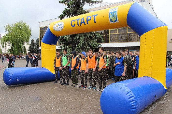 “Пам'ятаємо, збережемо, захистимо!”, - під таким девізом у Луцьку відбувся легкоатлетичний “Забіг пам'яті”