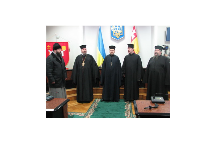 Добірним зерном на щедру долю у міській раді засіяв митрополит Луцький і Волинський Михаїл