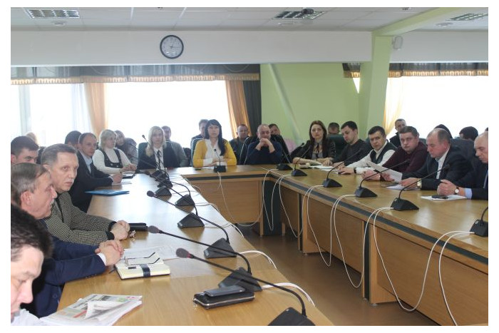 Відбулося громадське обговорення вартості проїзду в автобусах, що працюють на міських маршрутах
