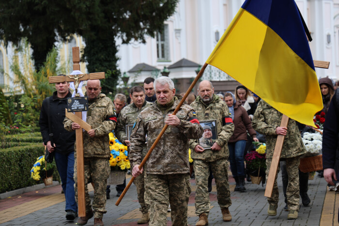 Луцьк у скорботі: попрощалися з Героями Ігорем Грабком та Андрієм Жуком