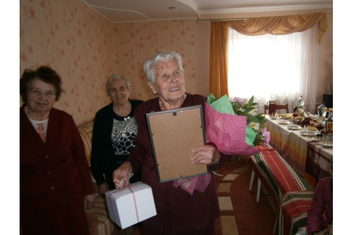 90-річний ювілей відсвяткувала Лісова Євгенія Максимівна
