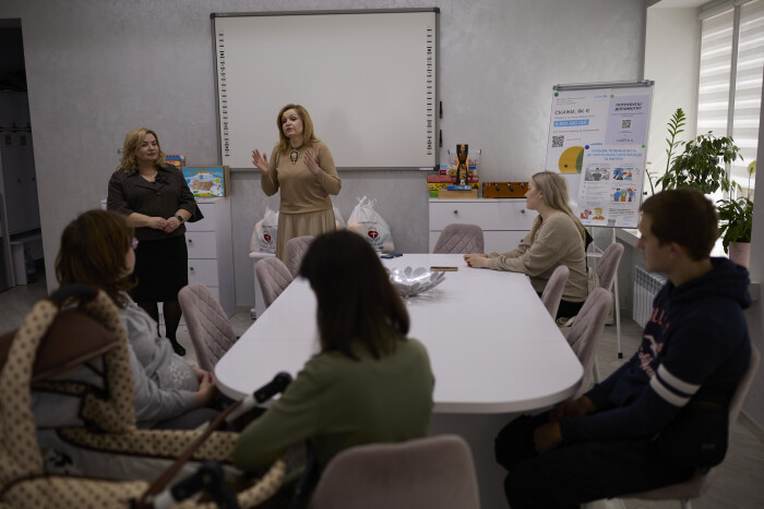 Сім'ї, які користуються послугою раннього втручання, отримали до Великодня продуктові набори  